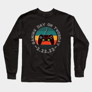 Game day on twosday 2.22.22 / vintage gift for all Long Sleeve T-Shirt